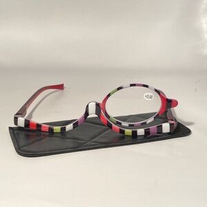 0996 Makeup Cosmetic 3.00 Flip Magnifying Glasses For Precision Application N…